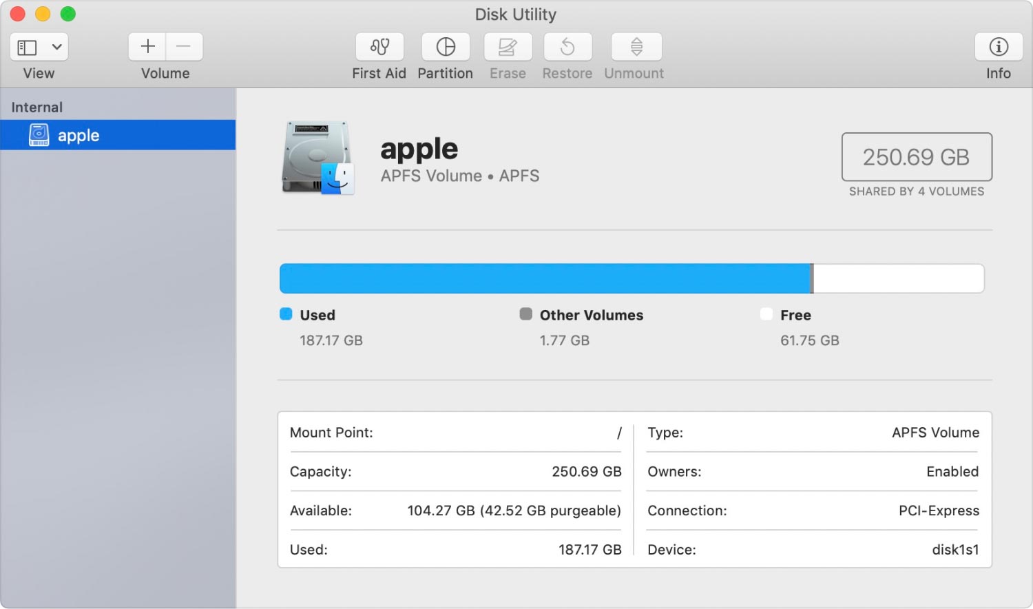 Comprobar el espacio disponible en disco Utilidad de disco de Mac